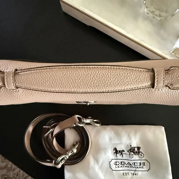 Coach Cassie Taupe Pebbled Leather - Picture 4 of 12